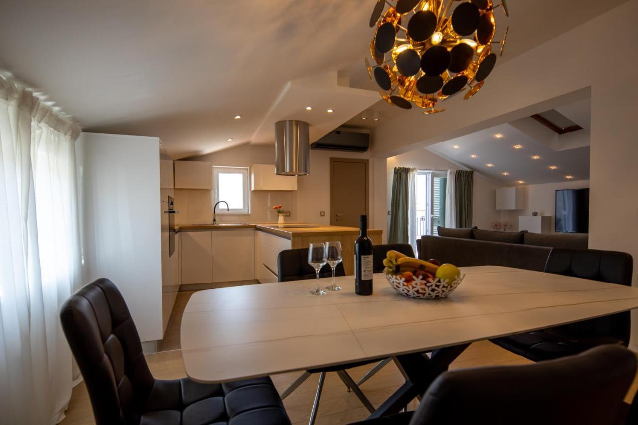 Lumaja Luxury Apartman Biograd Na Moru Eksteriør bilde