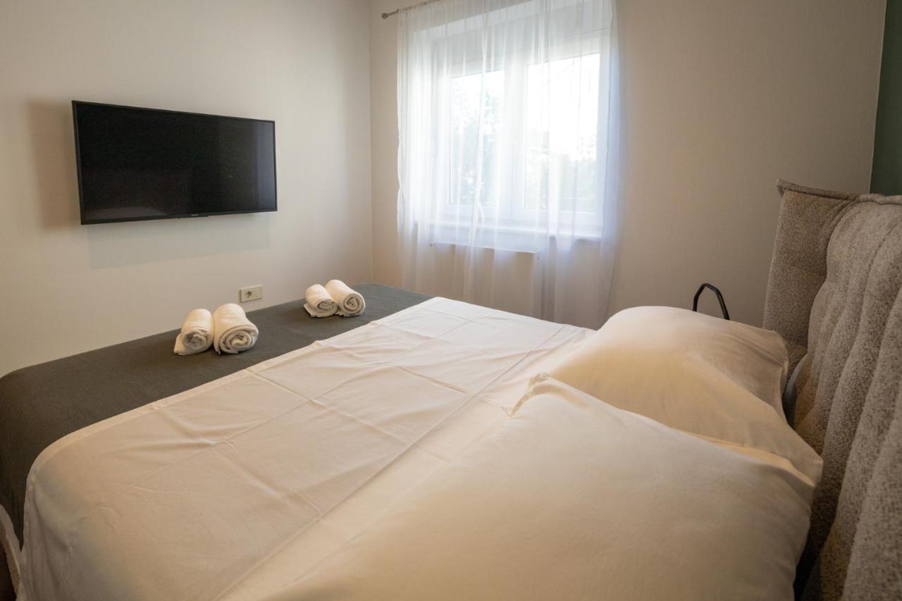 Lumaja Luxury Apartman Biograd Na Moru Eksteriør bilde
