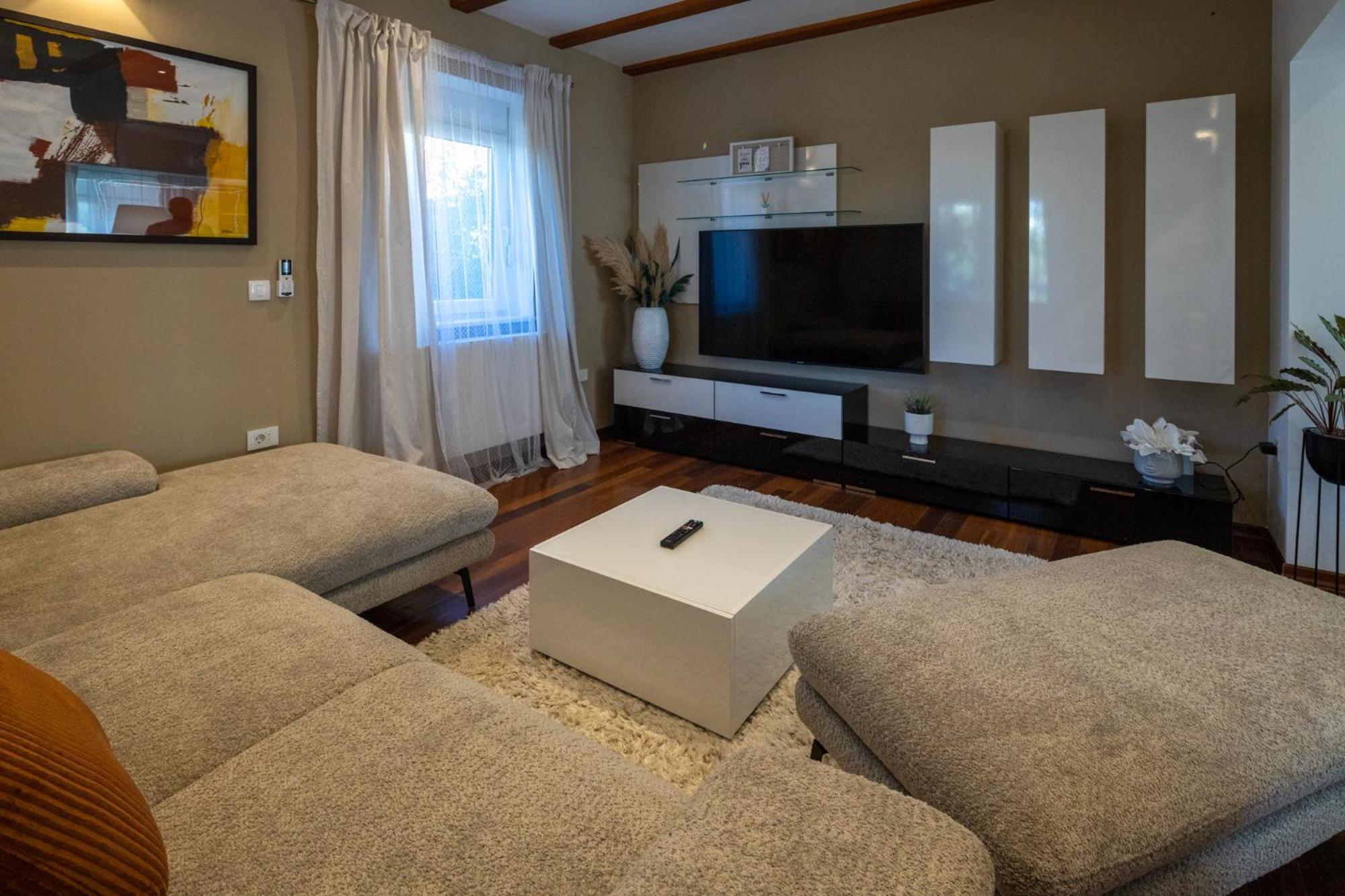 Lumaja Luxury Apartman Biograd Na Moru Eksteriør bilde